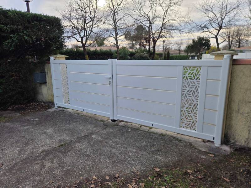 Portail aluminium blanc Audenge